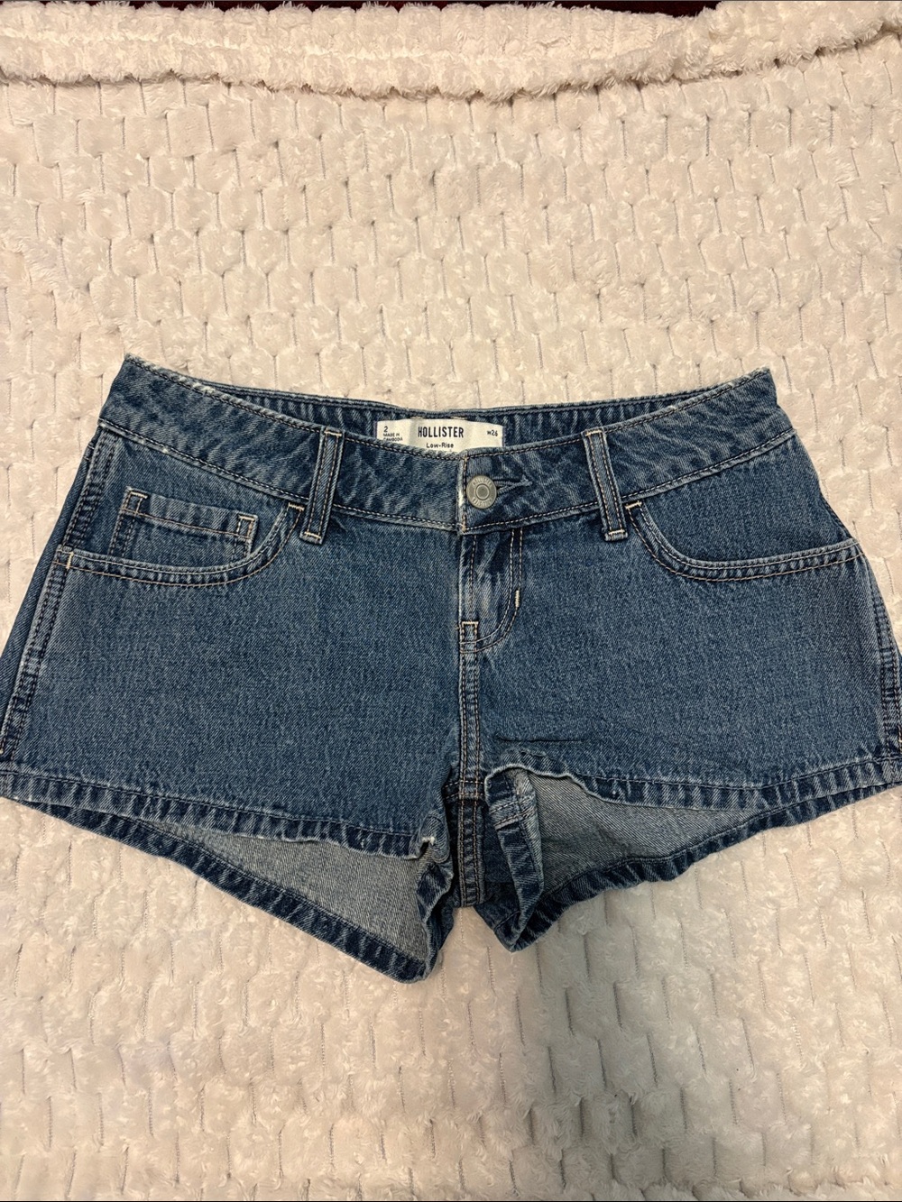 Hollister Women's Medium Blue Denim Low-Rise Mini Shorts